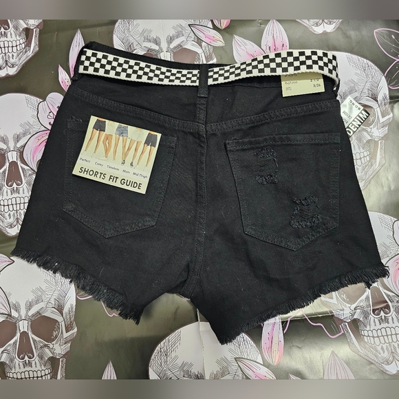 Black High Rise Distressed Shorts ♠️ - Picture 2 of 5